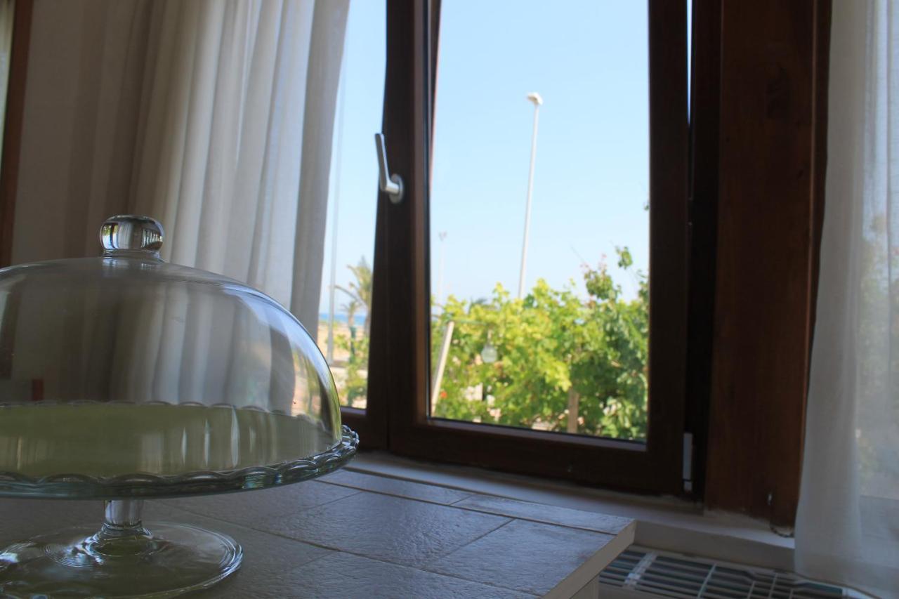 B&B Palazzo Manfredi Vieste, Fronte Mare Con Parcheggio Buitenkant foto