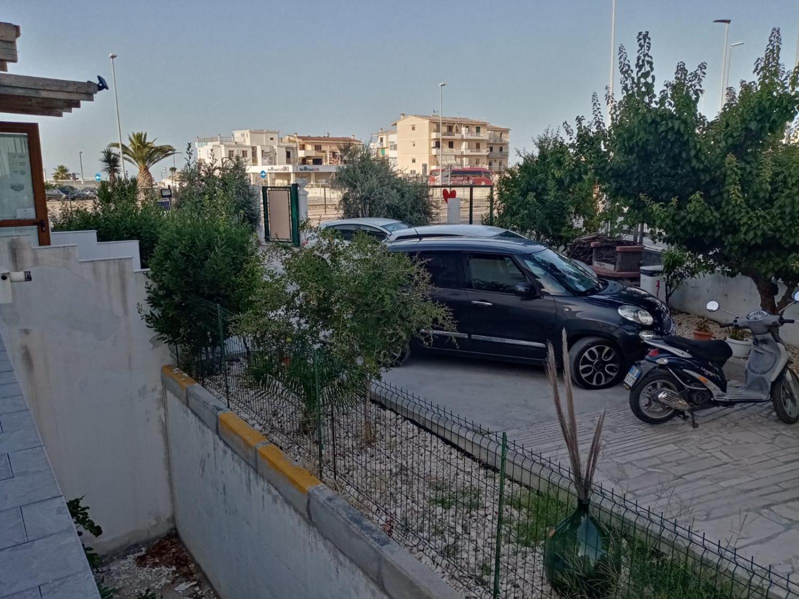 B&B Palazzo Manfredi Vieste, Fronte Mare Con Parcheggio Buitenkant foto