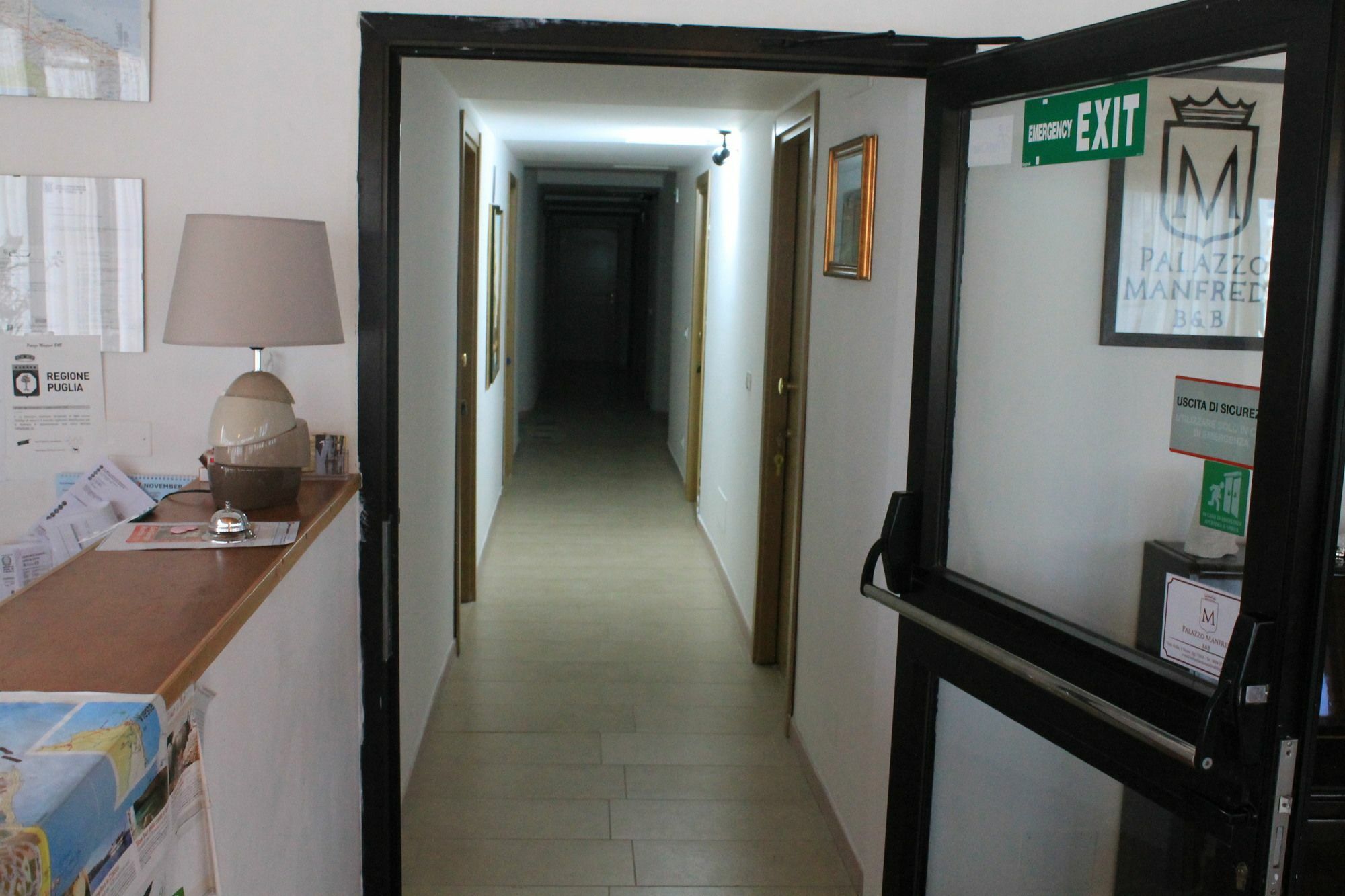 B&B Palazzo Manfredi Vieste, Fronte Mare Con Parcheggio Buitenkant foto