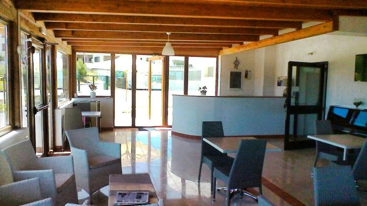 B&B Palazzo Manfredi Vieste, Fronte Mare Con Parcheggio Buitenkant foto
